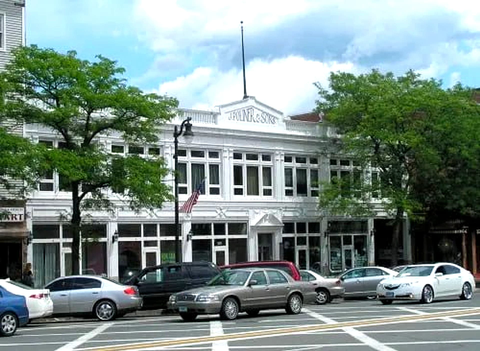 Poliner & Son's Building at 516 Main Street, Middletown CT